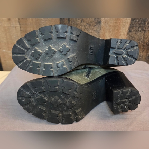 Frye Myra Lug Combat Suede Lace-up Zip Mid Heel Bootie, Olive Green Size 6 - Picture 6 of 9